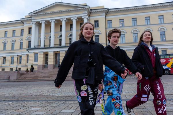 HY-advertoriaali_paakuva