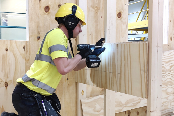 Kansikuva_Joonas_rajattuna