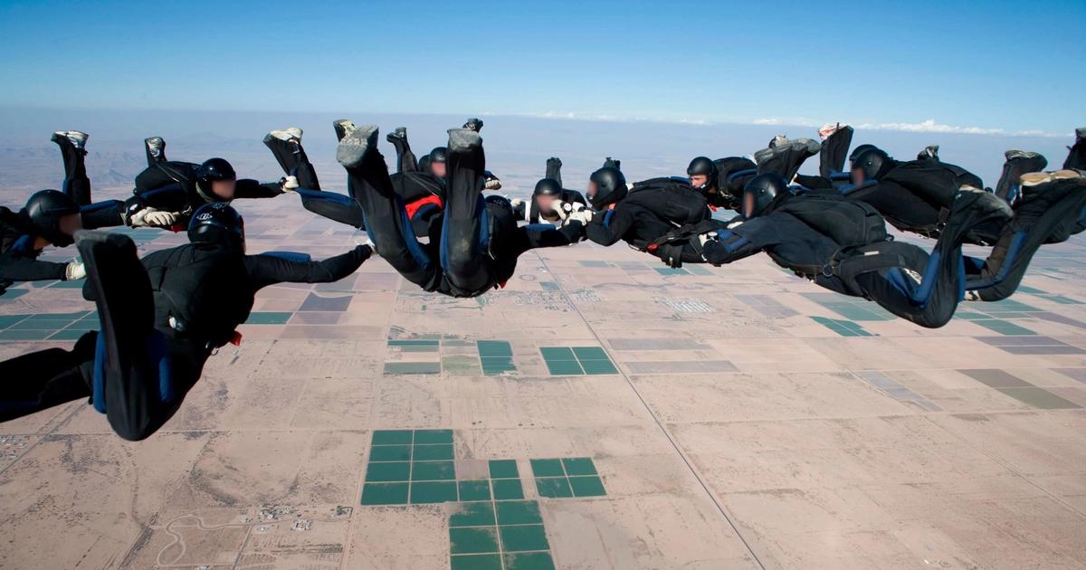 henkilö_Enrico-Annus_laskuvarjohyppy_pääkuva