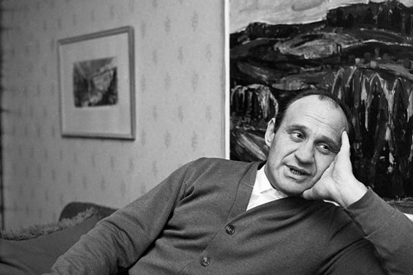 analyysi_väinö linna_pääkuva