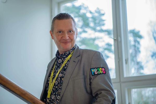 Tentissä_Mikko-Reijonen_Sivarijohtaja_Pääkuva_Kuva-Iiro-Turkia-Siviilipalveluskeskus