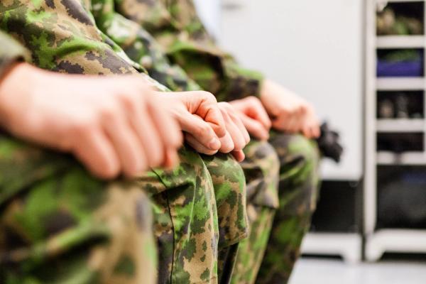 Iltalehti: Varusmies tuomittiin sakkoihin rattiin nukahtamisesta johtuneesta onnettomuudesta