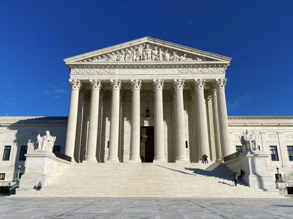 matkalla022020Paakuva