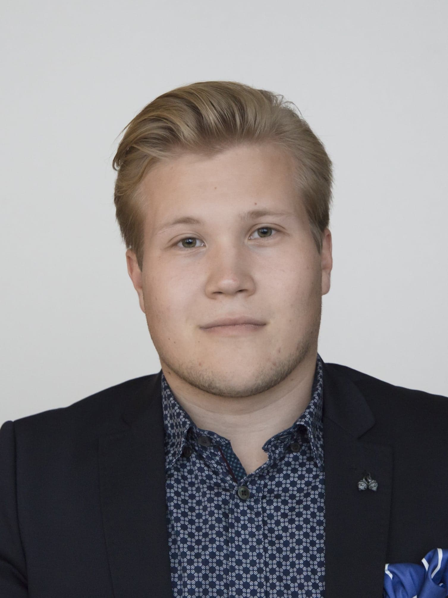 Tuomas-aho-kolumnikuva