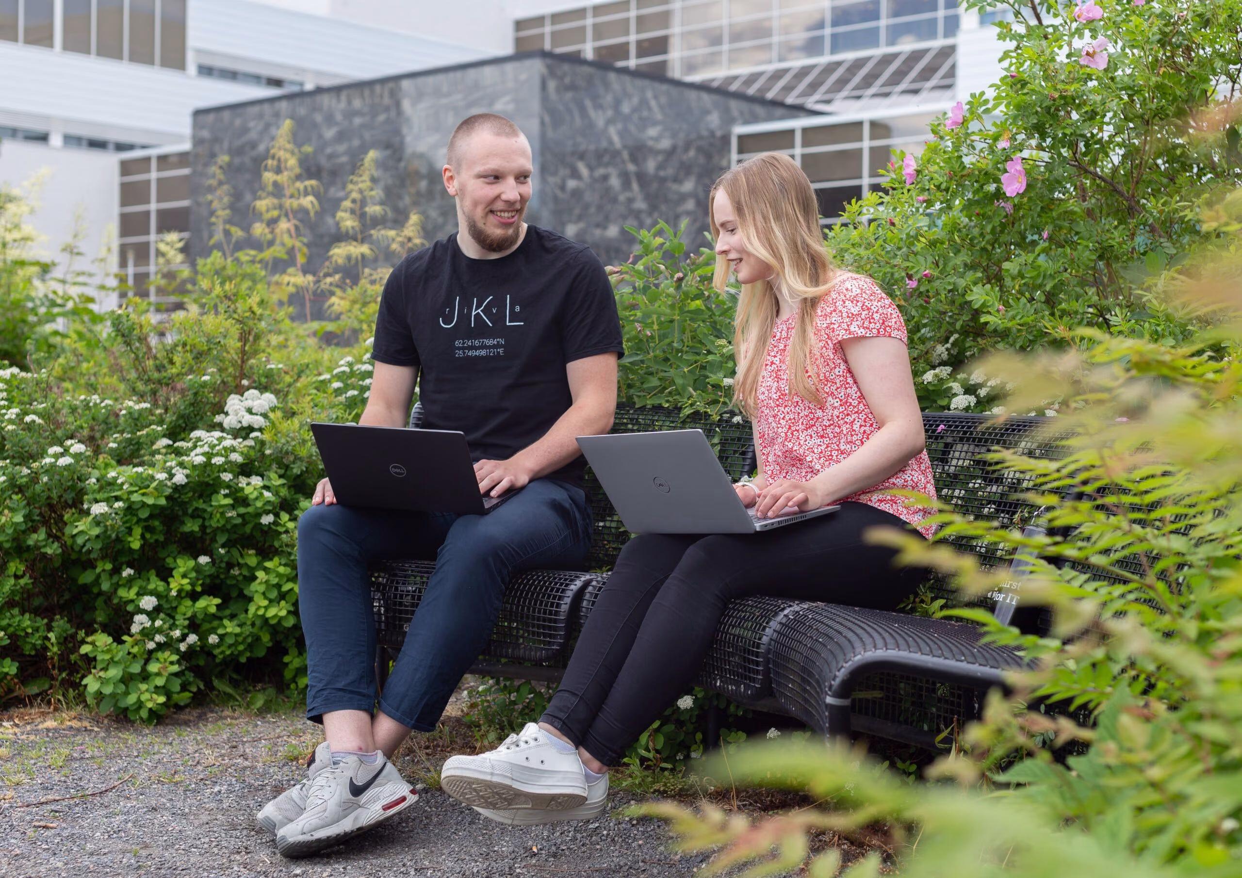 Jyväskylän yliopiston DI-koulutuksesta moniulotteiseen työelämään