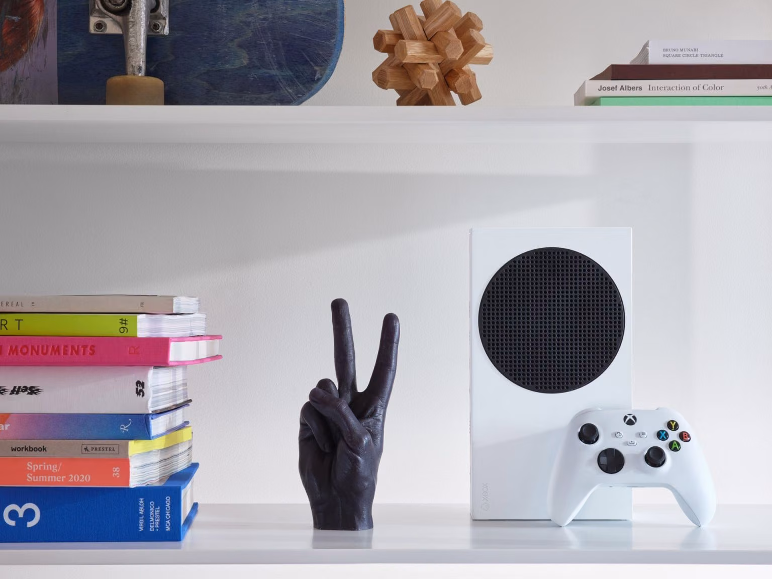 Tietopaketti uusista pelikonsoleista – PlayStation 5 ja Xbox Series muuttavat pelaamista isosti