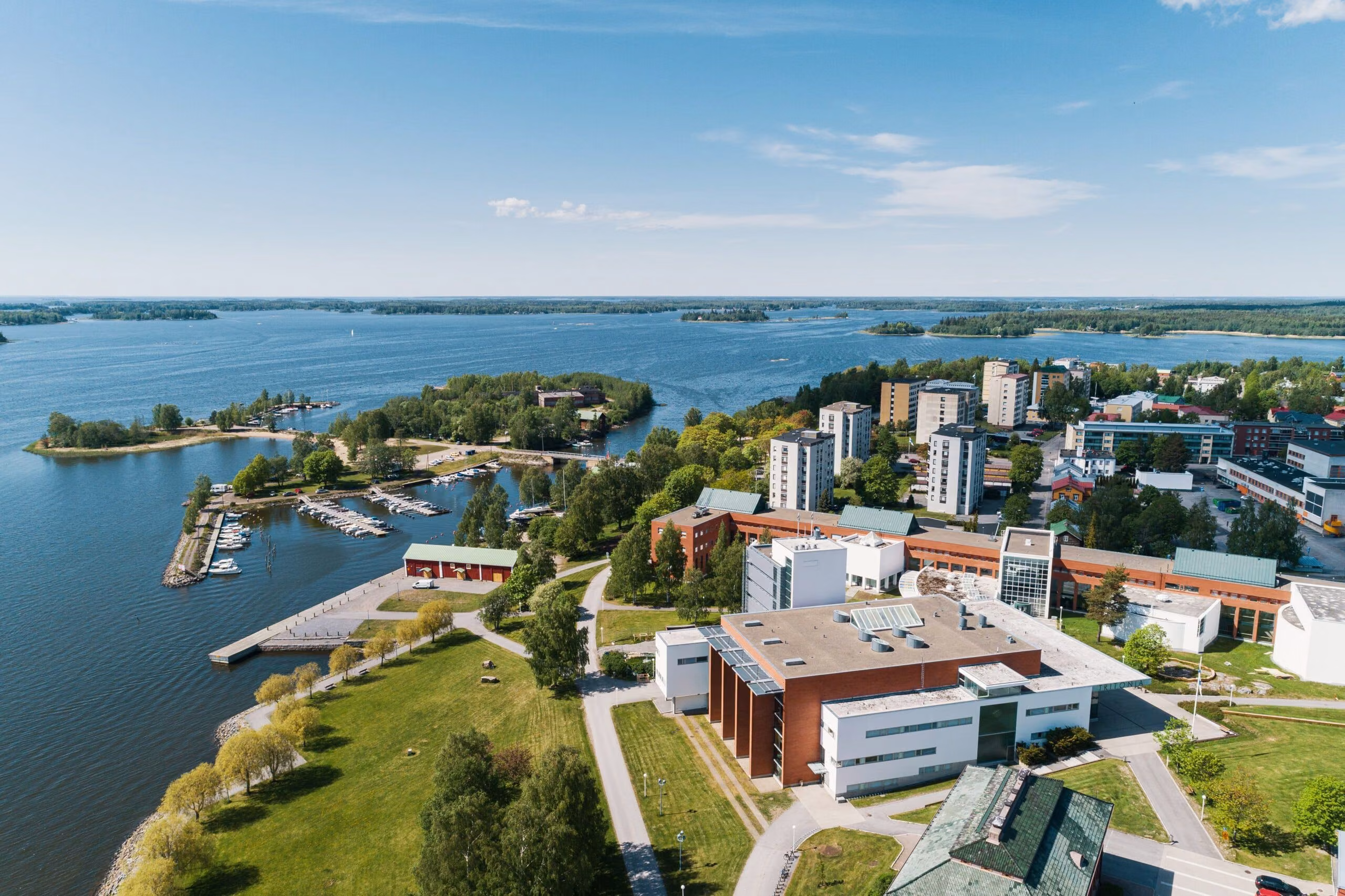 Vaasan yliopistosta tekniikan alalle